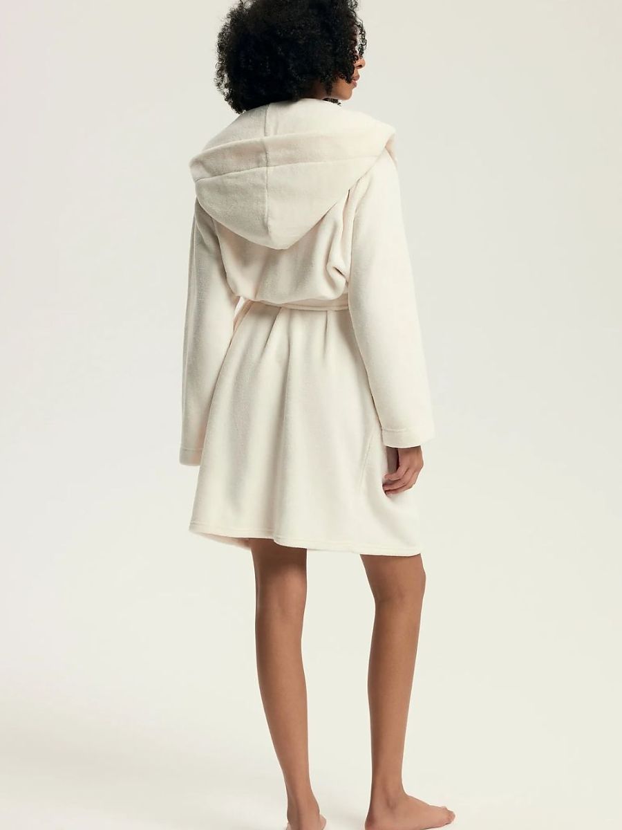 Albornoz Henderson Beige Modelo 219812